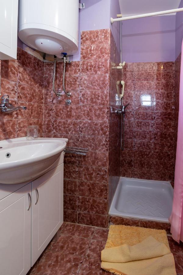 Apartments With A Parking Space Kraj, Pasman - 8457 Ткон Екстериор снимка
