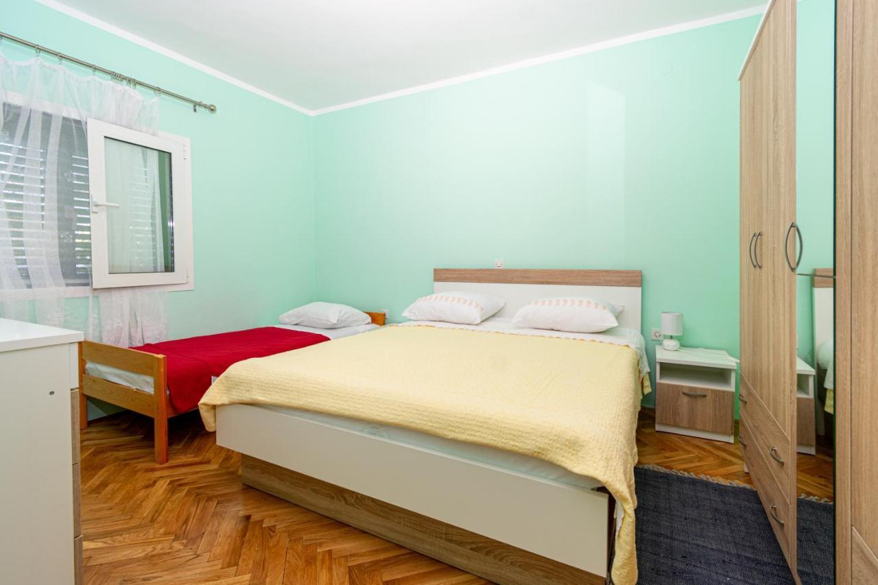 Apartments With A Parking Space Kraj, Pasman - 8457 Ткон Екстериор снимка