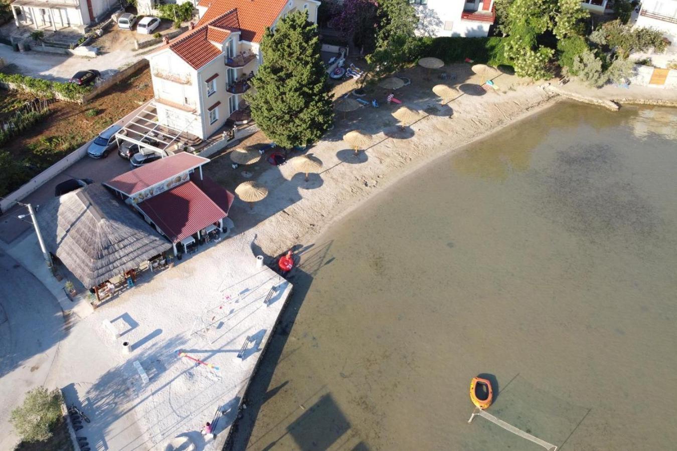 Apartments With A Parking Space Kraj, Pasman - 8457 Ткон Екстериор снимка